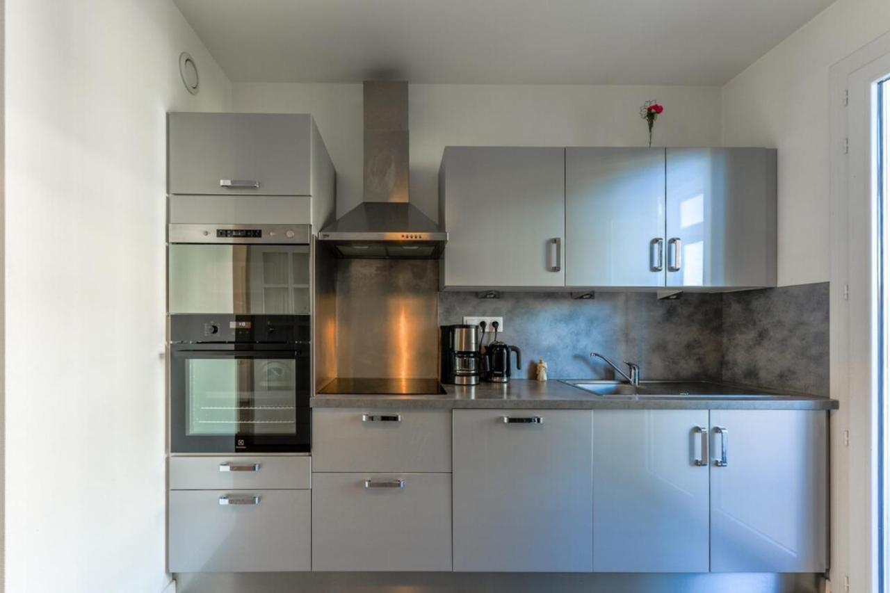 Furnished Apartment For 4 People In The City Center Анси Экстерьер фото