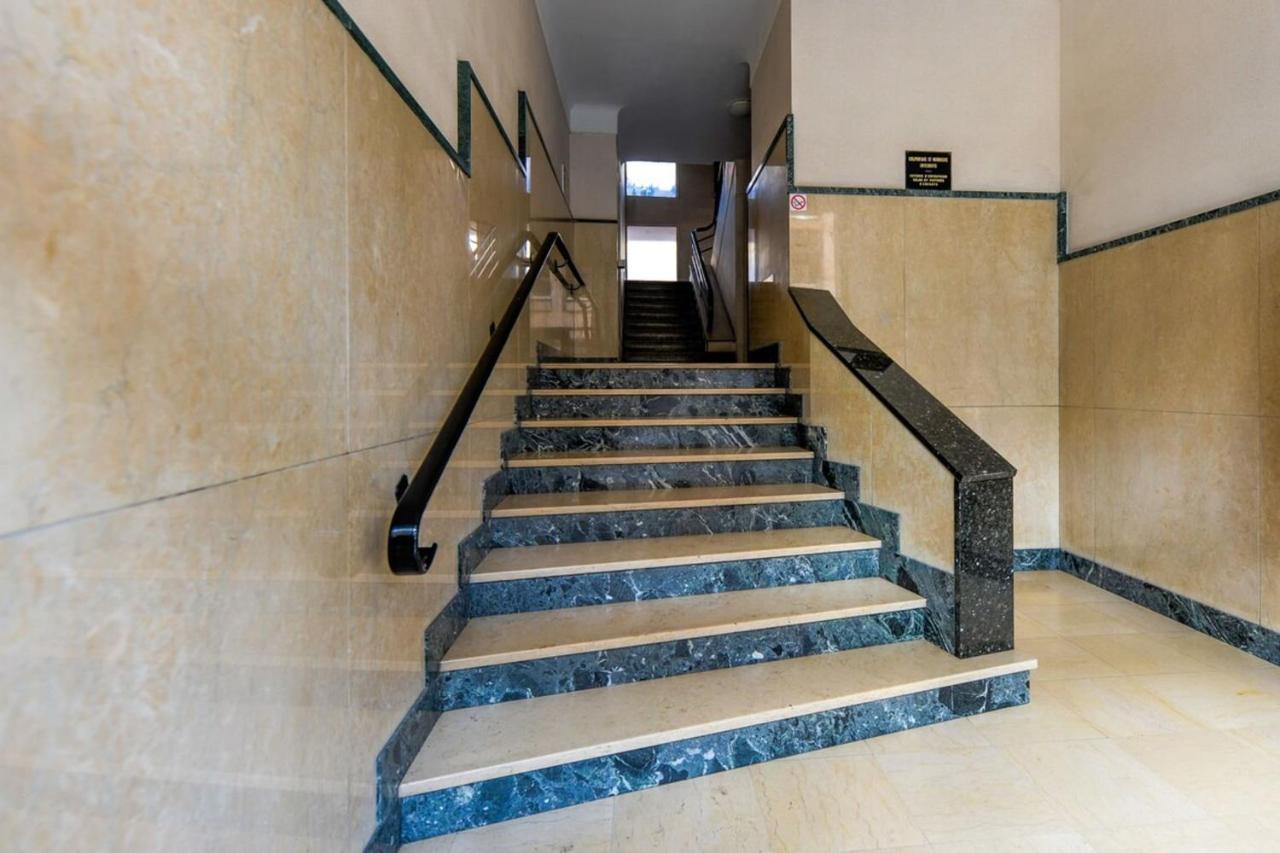 Furnished Apartment For 4 People In The City Center Анси Экстерьер фото